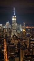 Império Estado construção e Novo Iorque cidade Horizonte iluminado às noite. generativo ai tecnologia. foto