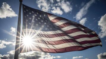 retroiluminado nos nacional bandeira vôo e acenando dentro a vento sobre cinzento tormentoso nublado céu, símbolo do americano patriotismo, baixo ângulo, gerar ai foto