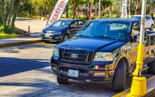 porto escondido Oaxaca México 2023 mexicano clássico pegar caminhão carro 4x4 fora da estrada veículos México. foto