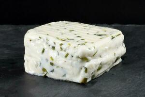 fresco queijo com cebolinha ervas foto