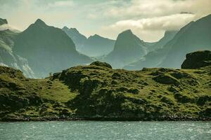 lofoten arquipélago montanha alcance Noruega foto