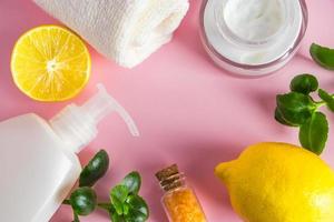 cosméticos naturais para cuidados com a pele com limão foto