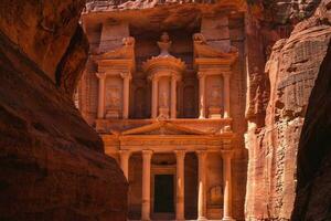 al khazneh, também conhecido como a tesouraria às Petra, Jordânia. unesco mundo herança local foto