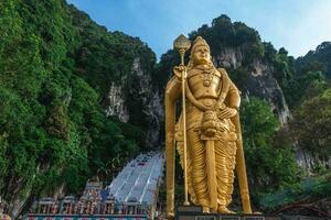 batu cavernas, uma mogote às Kuala Lumpur, Malásia foto