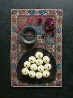 indiano tradicional doce rasgulla, fechar acima, cópia de espaço foto
