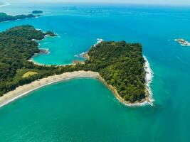 aéreo Visão do manuel antonio nacional parque dentro costa rica. foto