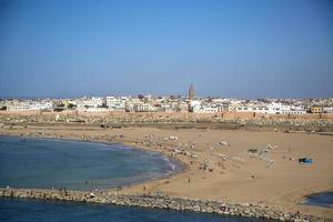 praia em rabat marrocos foto