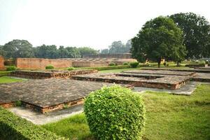 ruínas do nalanda universidade foto