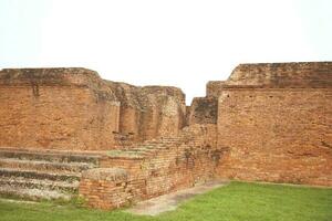 ruínas do nalanda universidade foto