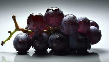 suculento roxa uva grupo reflete frescor do natureza doce fruta gerado de ai foto