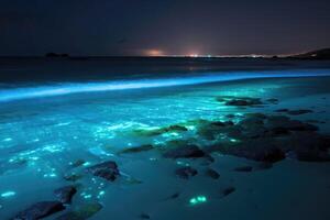 ai gerado bioluminescente plâncton em mar de praia. foto