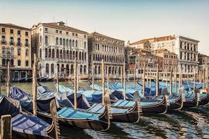 a cidade de veneza durante o dia itália