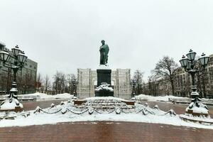 pushkin monumento - Moscou, Rússia foto