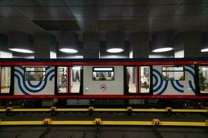 kuntsevskaya metro estação - Moscou, Rússia foto