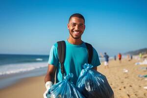 retrato fechar acima sorridente misturado raça voluntário homem colecionar Lixo em a de praia. ai gerado foto