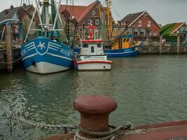 o porto de neuharlingersiel foto