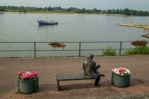 resposta cidade às a Rhine rio foto