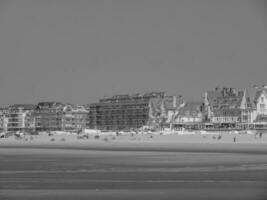 a de praia do de haan dentro Bélgica foto