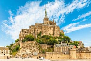 mont saint michel na normandia, frança foto