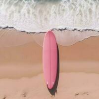 prancha de surfe dentro a areia às a de praia. ai gerado foto