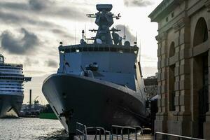 real dinamarquês marinha absalon-class l16 fragata hdms absalão combate navio às Malta Porto. foto