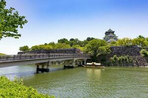 Osaka castelo dentro Osaka com outono folhas. Japão. foto