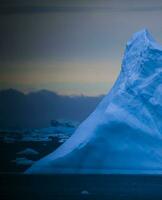 iceberg, gelo, selvagem congeladas paisagem, Antártica foto