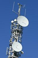 topo do telecomunicação antena foto