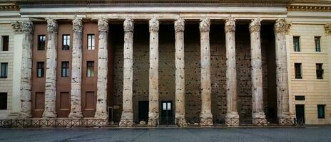 templo de Adriano foto
