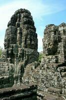 a Bayon do Angkor thom dentro Camboja foto