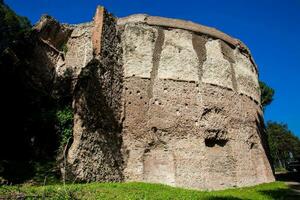 ruínas do a banhos do Trajano uma tomando banho e lazer complexo construído dentro antigo Roma iniciando a partir de 104 de Anúncios foto