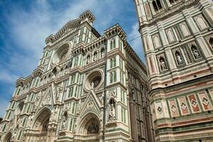 a giotto campanário e Florença catedral consagrado dentro 1436 foto