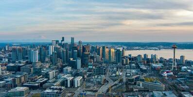 Seattle, Washington Horizonte às pôr do sol foto