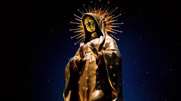 virgen del carmen católico religioso feriado, fêmea estátua contra a noite céu. ai gerado. foto