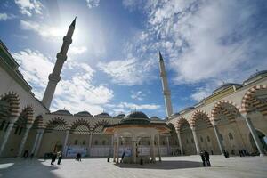 Peru Istambul 12 janeiro 2023. camlica mesquita maior mesquita dentro Ásia foto