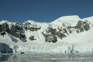 paraíso baía geleiras e montanhas, antártico Península, antártica.. foto