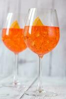 copo de coquetel de aperol spritz foto