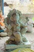 indiano senhor ganesha estátua, ídolos do senhor ganesh para próximos ganapati festival dentro Índia. foto