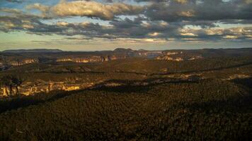 aéreo foto do mt victoria azul montanhas nsw Austrália