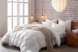 lindo luxo confortável branco travesseiro e cobertor em cama decoração. luxo branco baixa edredom conceito de ai gerado foto