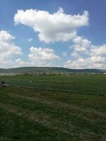 lindo panorama a partir de budaors aeroporto foto