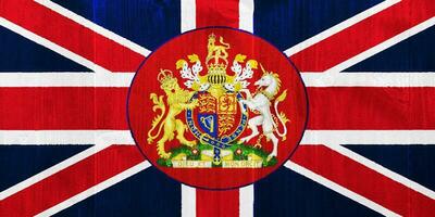 bandeira e casaco do braços do ótimo Grã-Bretanha em uma texturizado fundo. conceito colagem. foto