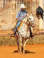 apore, Goiás, Brasil - 05 07 2023 a cavalo equitação evento aberto para a público foto