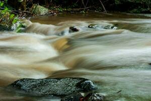 jetkod cascata dentro jetkod-pongkonsao natural estude e eco dentro saraburi província. foto