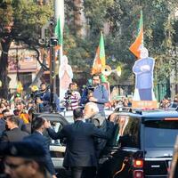 Novo Délhi, Índia - Julho 16 2023 - milhares do pessoas coletado durante prime ministro Narendra modi bjp estrada mostrar, pessoas durante PM modi grande eleição comício dentro a capital foto