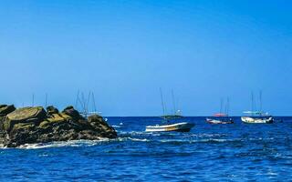 porto escondido Oaxaca México 2023 barcos Porto iate de praia pessoas porto angelito porto escondido México. foto