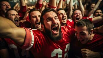 americano futebol devotos exultante dentro uma bem sucedido touchdown foto