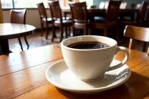 realista foto do uma café copo em madeira mesa dentro uma café fazer compras com acolhedor atmosfera