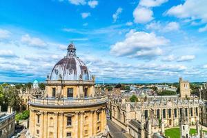 radcliffe camera e all souls college na universidade de oxford. oxford, reino unido foto