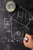 Matemáticas dever de casa em quadro-negro foto